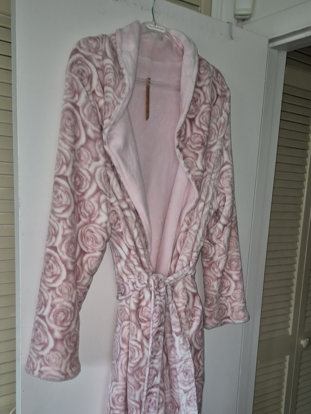 Plush Rose Print Robe - Pink - Unbranded